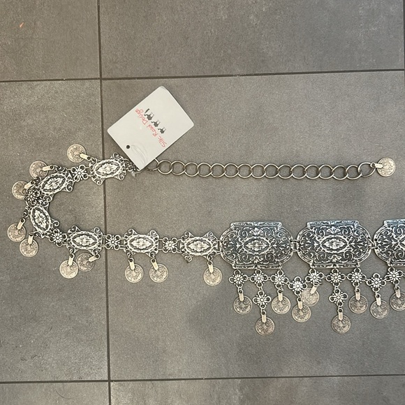 Silk Road Design Pewter Belt - Picture 6 of 11